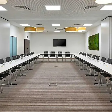 Four Points Flex By Sheraton Hotel 3*