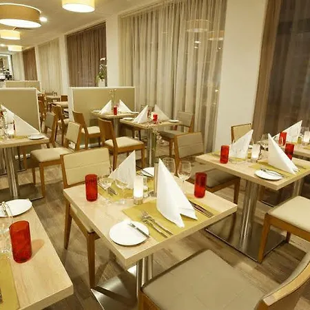 Four Points Flex By Sheraton Hotel 3*