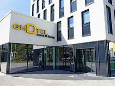 Ghotel 앤 리빙 호텔